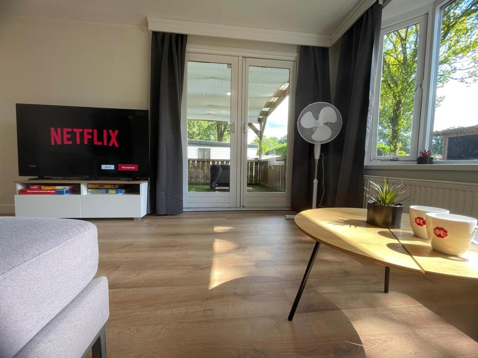 Veluwe Vakanties Chalets With Private Barrel Sauna - With Pool Bar And Restaurant Facilities In The Veluwe National Park Putten Εξωτερικό φωτογραφία